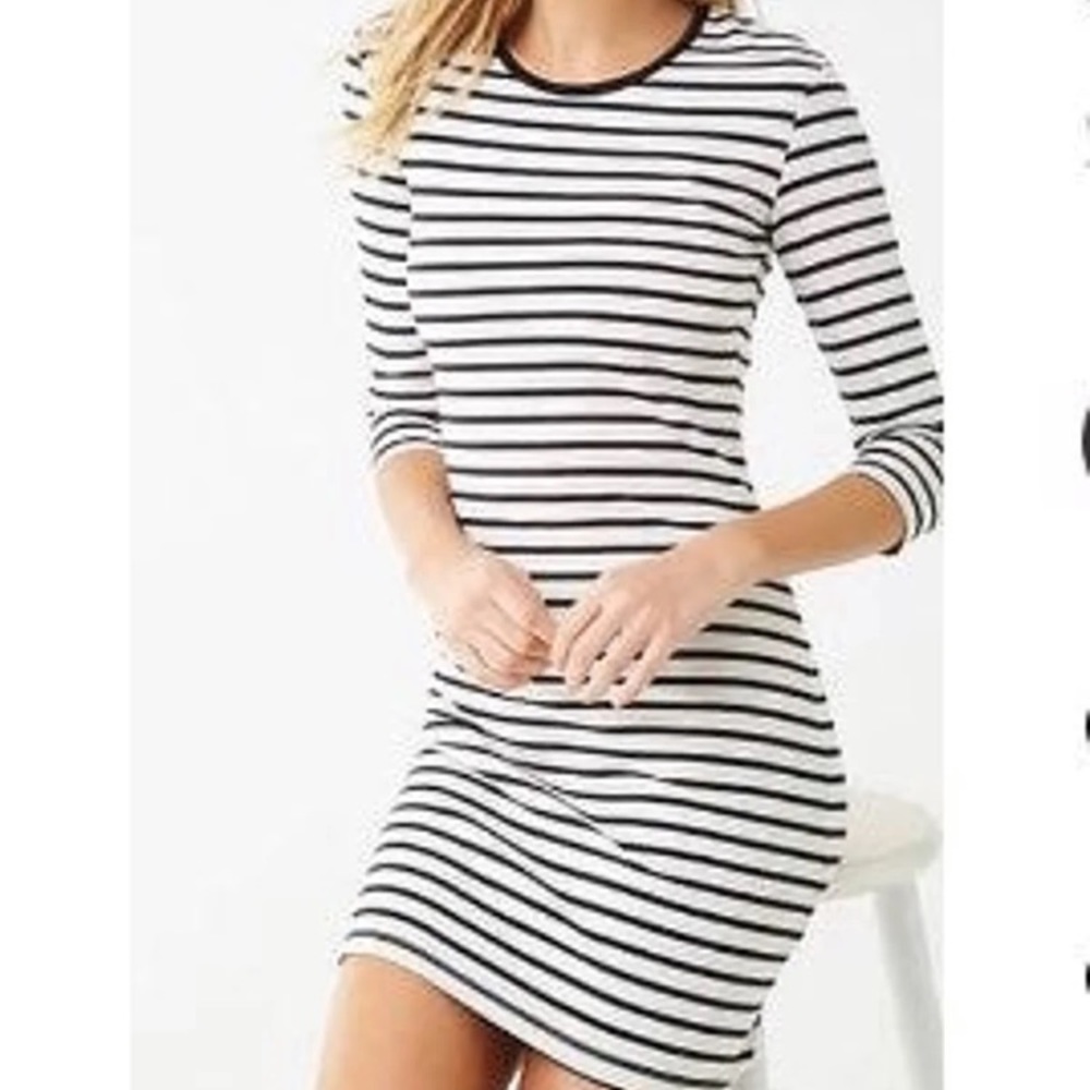 Forever 21 Striped mini dress, very 60’s mod style - Picture 5 of 5